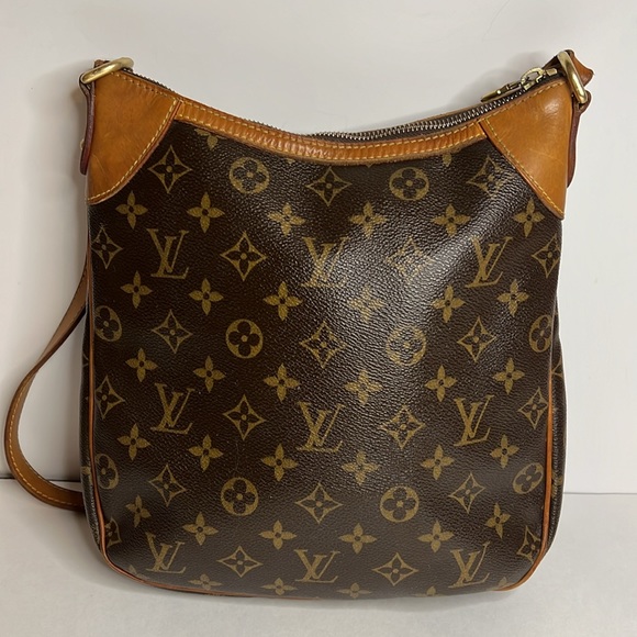 Louis Vuitton Monogram Odeon - Picture 2 of 16
